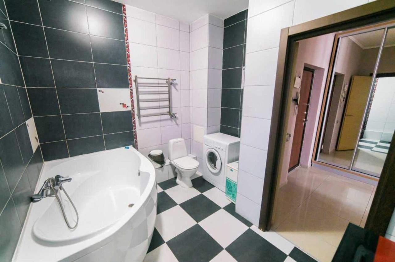 Manica Mega Towers Apartman Almati Kültér fotó