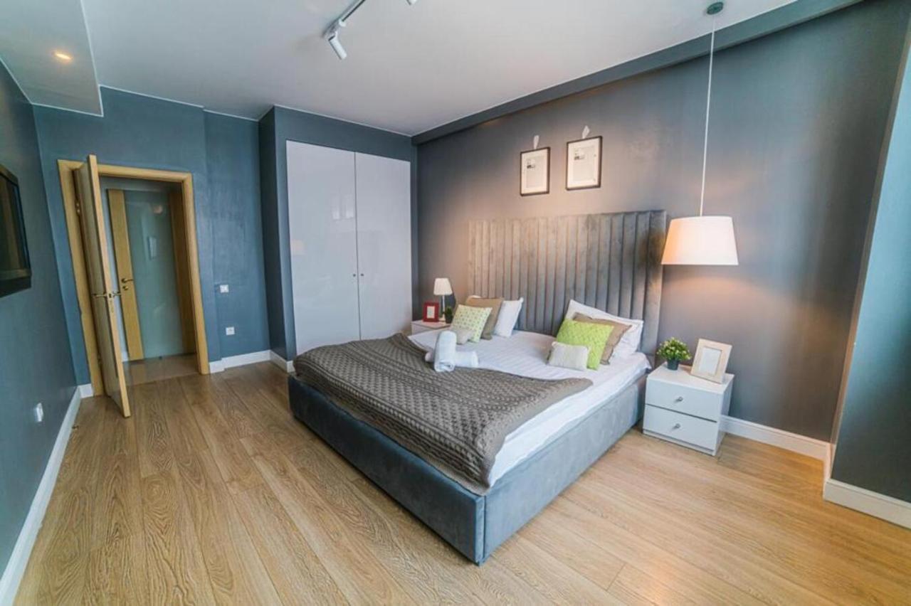 Manica Mega Towers Apartman Almati Kültér fotó