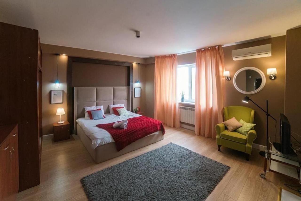 Manica Mega Towers Apartman Almati Kültér fotó