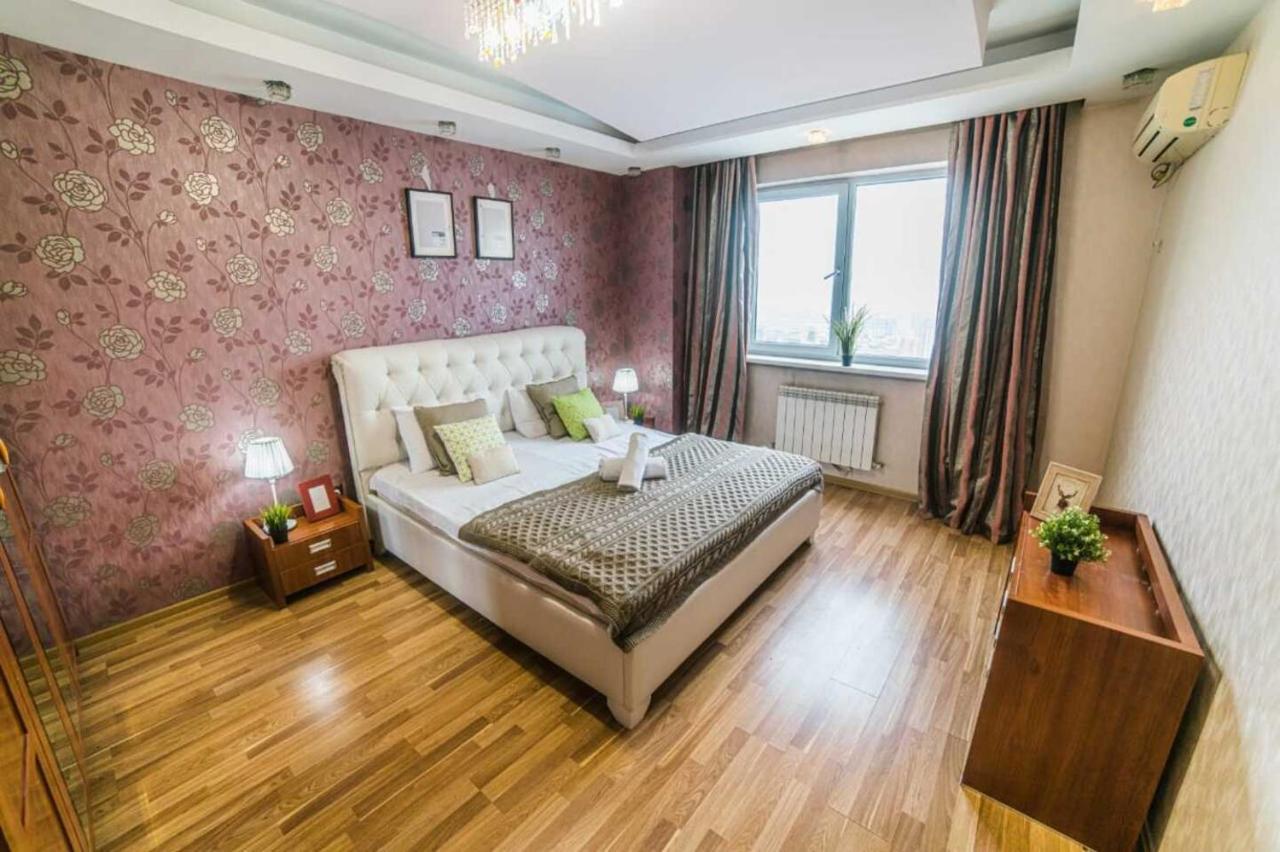 Manica Mega Towers Apartman Almati Kültér fotó