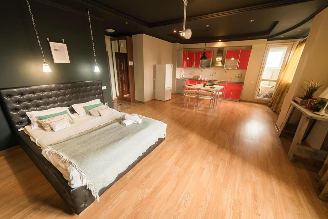 Manica Mega Towers Apartman Almati Kültér fotó