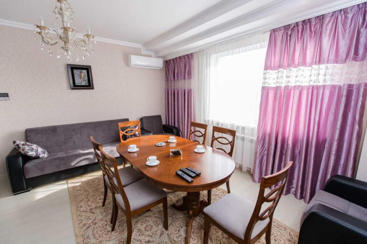 Manica Mega Towers Apartman Almati Kültér fotó