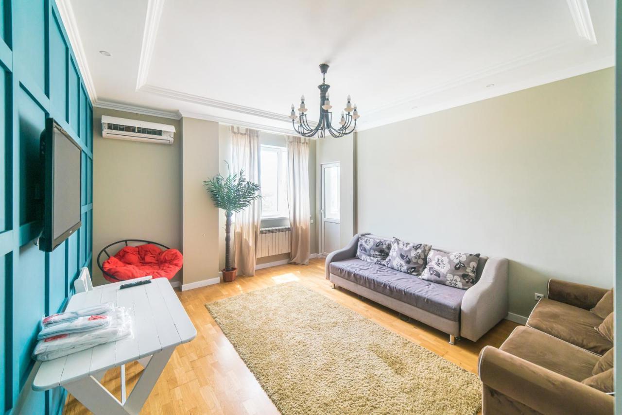 Manica Mega Towers Apartman Almati Kültér fotó