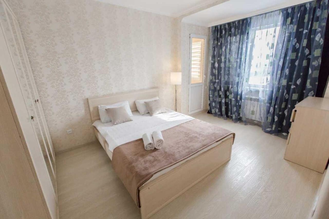 Manica Mega Towers Apartman Almati Kültér fotó