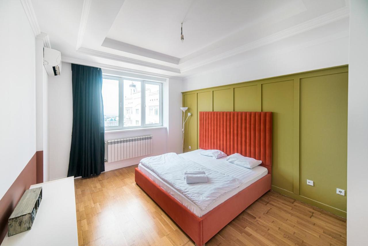 Manica Mega Towers Apartman Almati Kültér fotó
